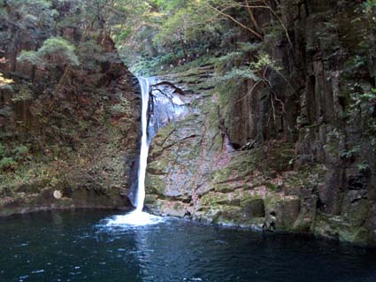 赤目四十八滝（布引滝）　日本漢文の世界 kambun.jp