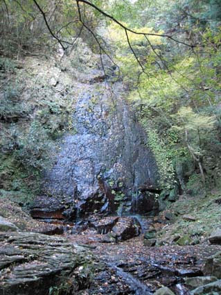 赤目四十八滝（大日滝）　日本漢文の世界 kambun.jp