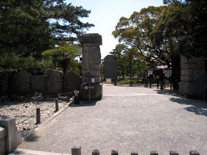 栗林公園北門