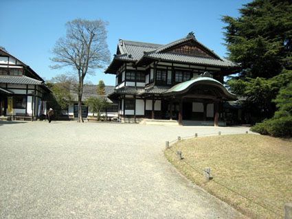 栗林公園商工奨励館