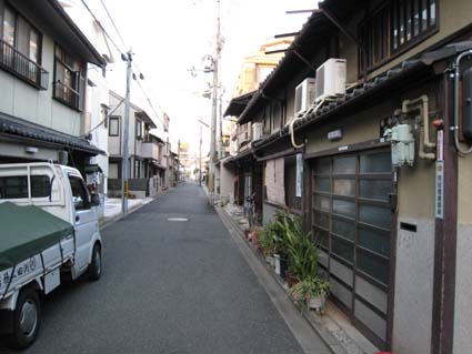 三本木通