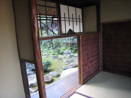頼山陽書斎「山紫水明処」西側の窓